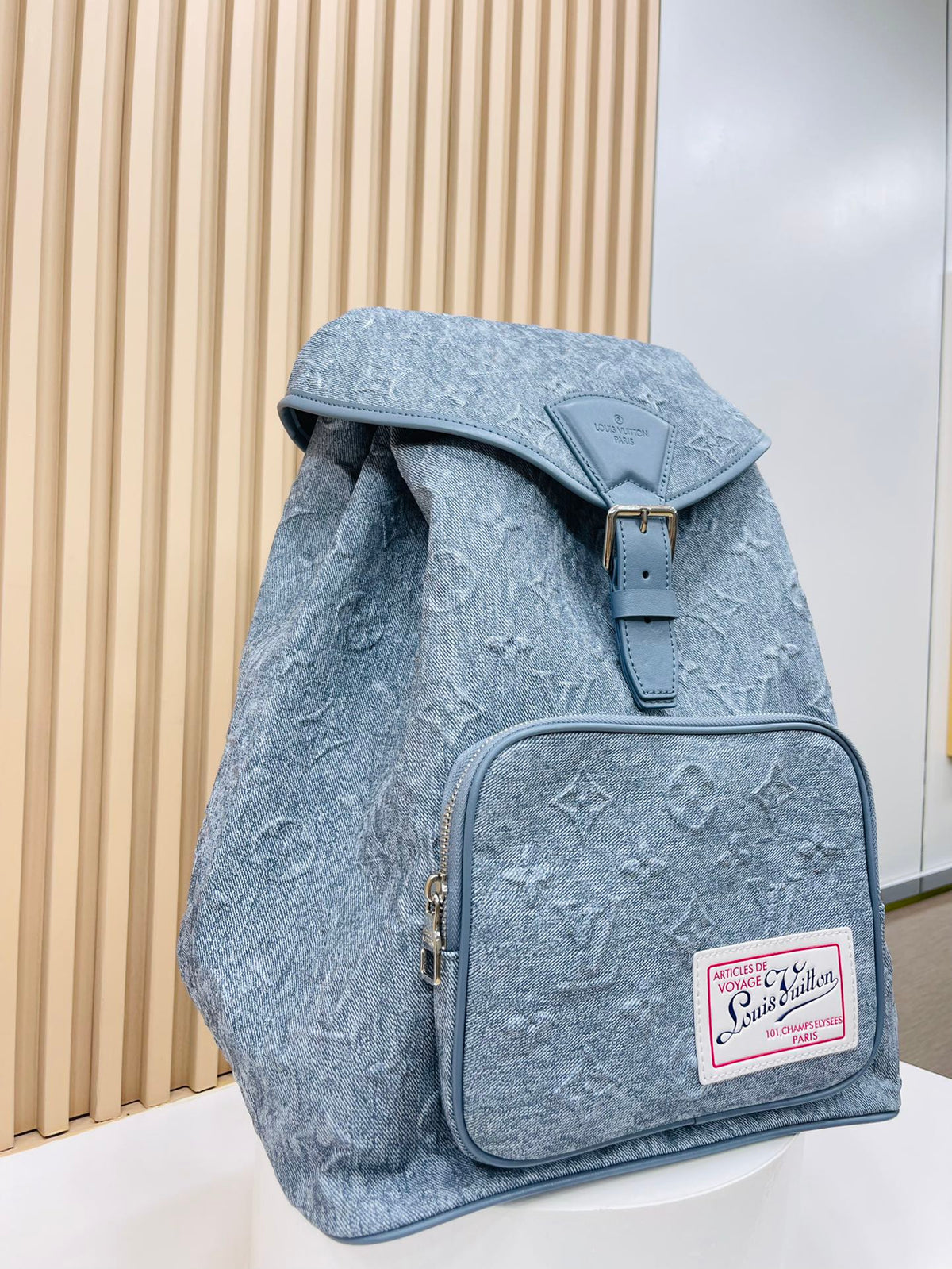 Anum Bags Detail