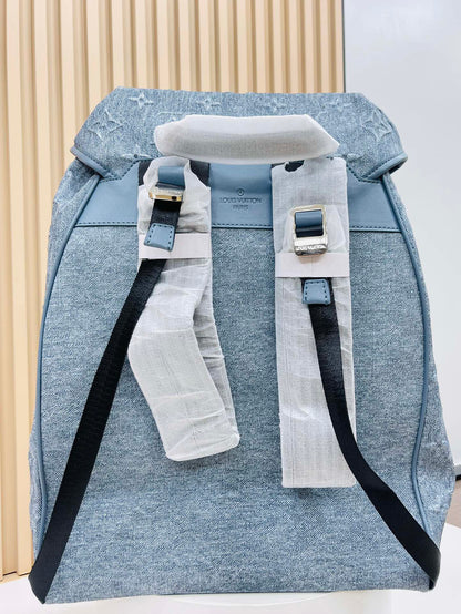 Anum Bags Detail