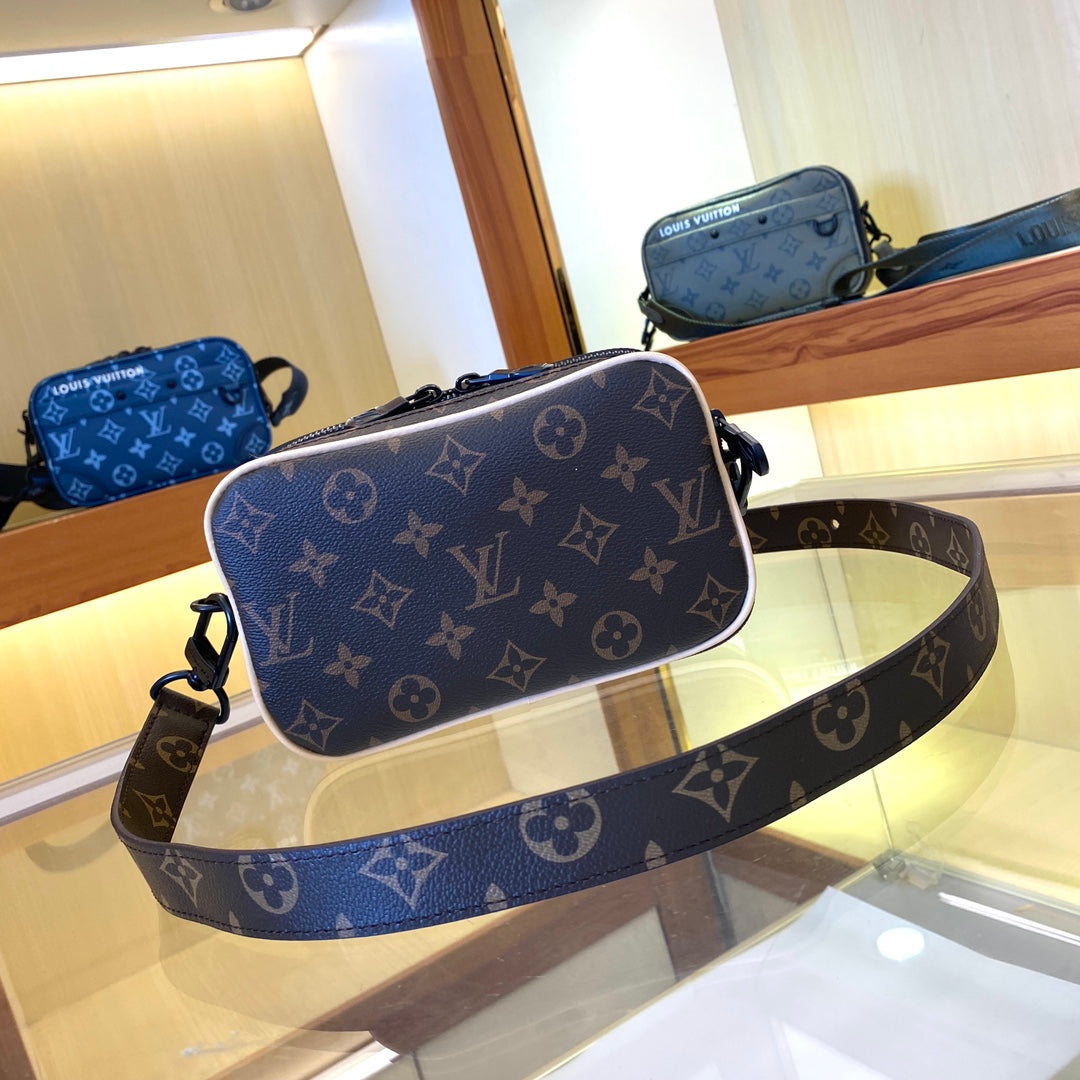 Anum Bags Detail