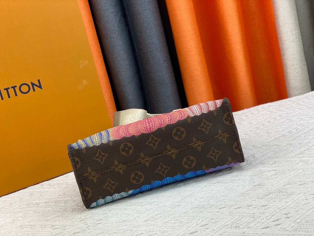 Anum Bags Detail