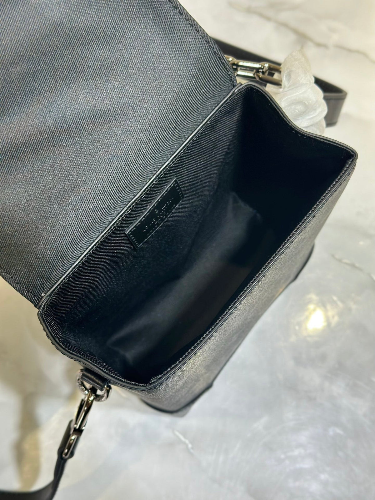 Anum Bags Detail