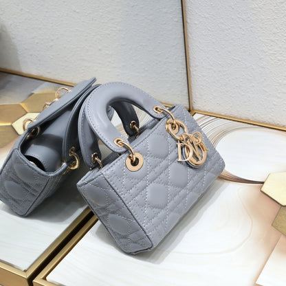 Anum Bags Detail