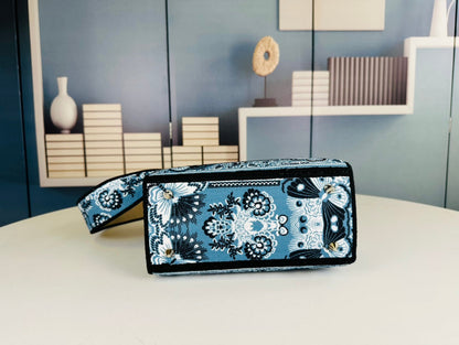 Anum Bags Detail