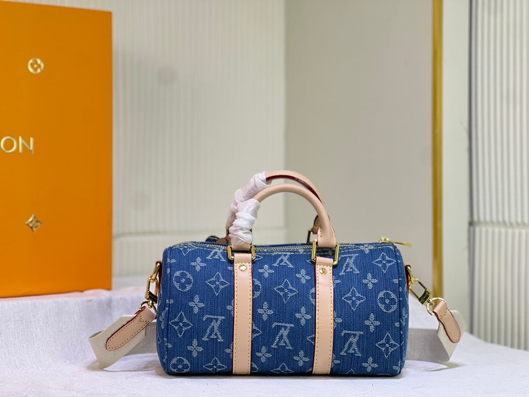 Anum Bags Detail