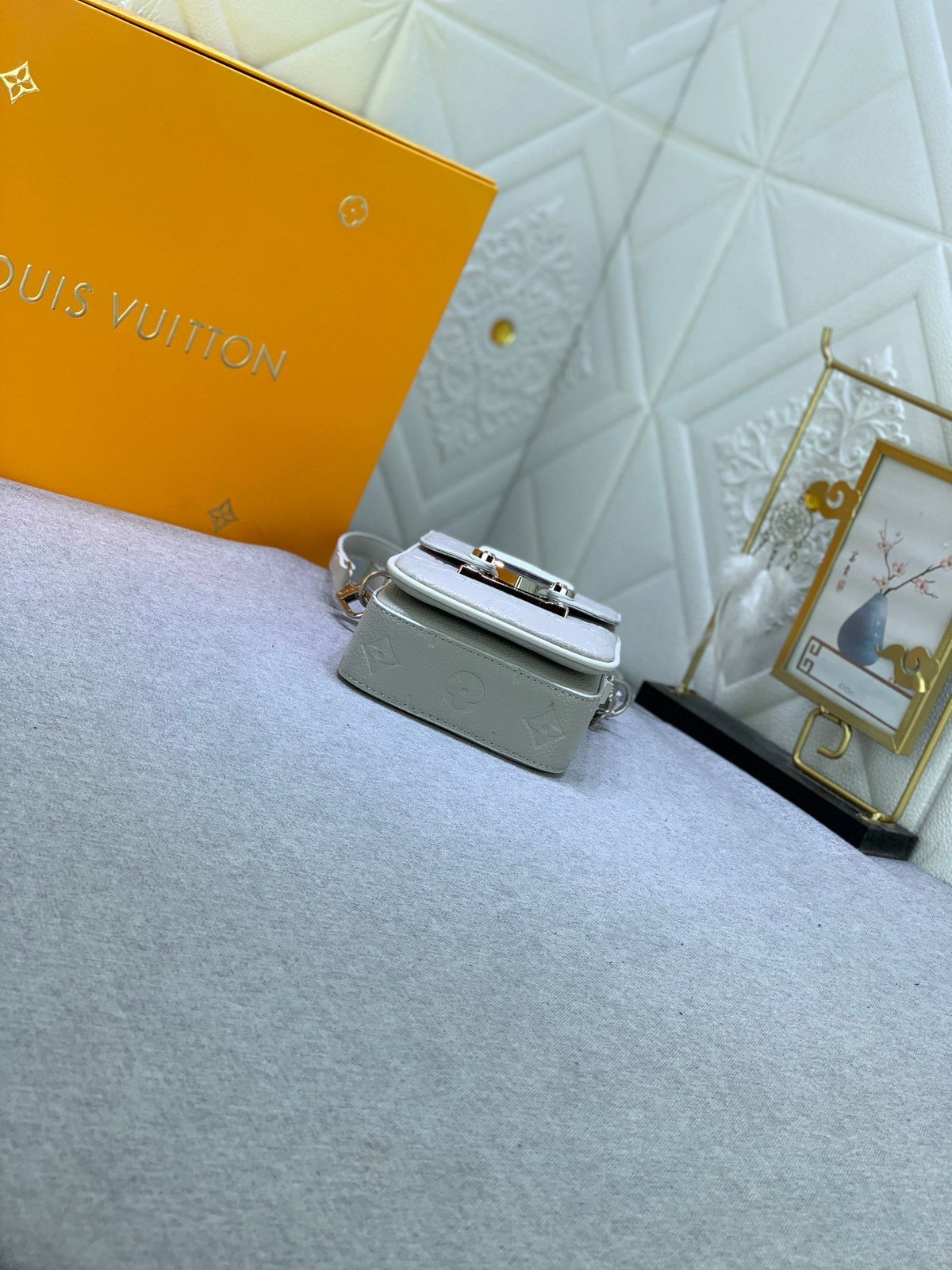 Anum Bags Detail