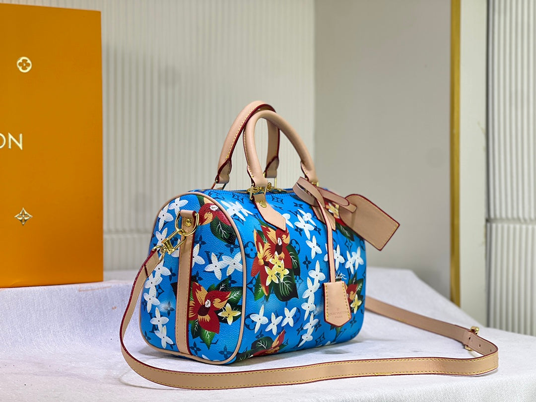 Anum Bags Detail