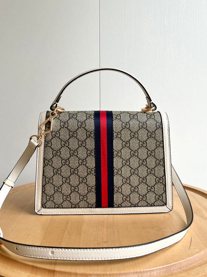 Anum Bags Detail