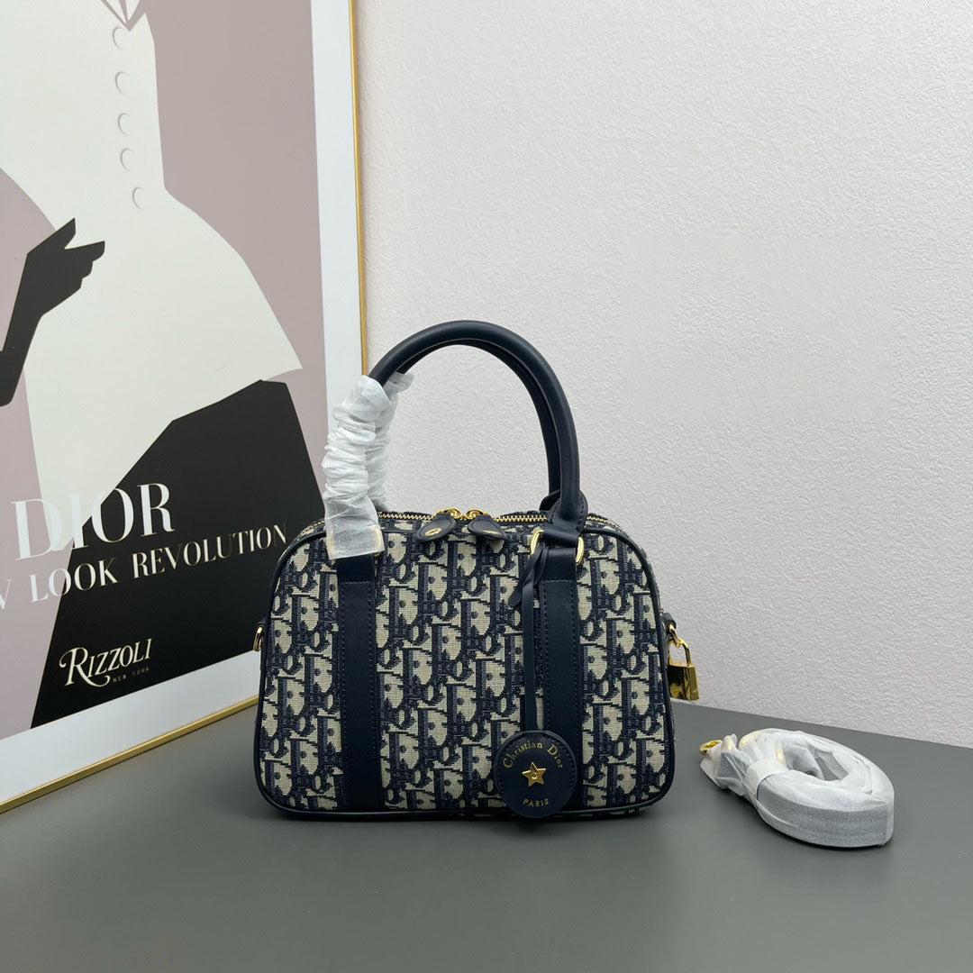 Anum Bags Elite Carryalls