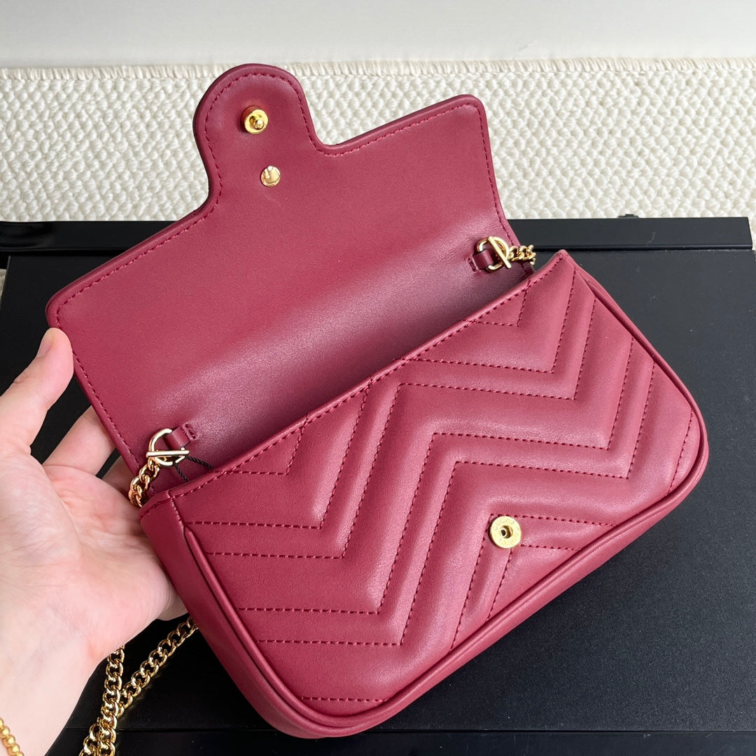 Anum Bags Detail
