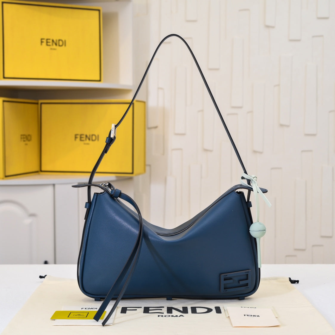 Anum Bags Elite Carryalls