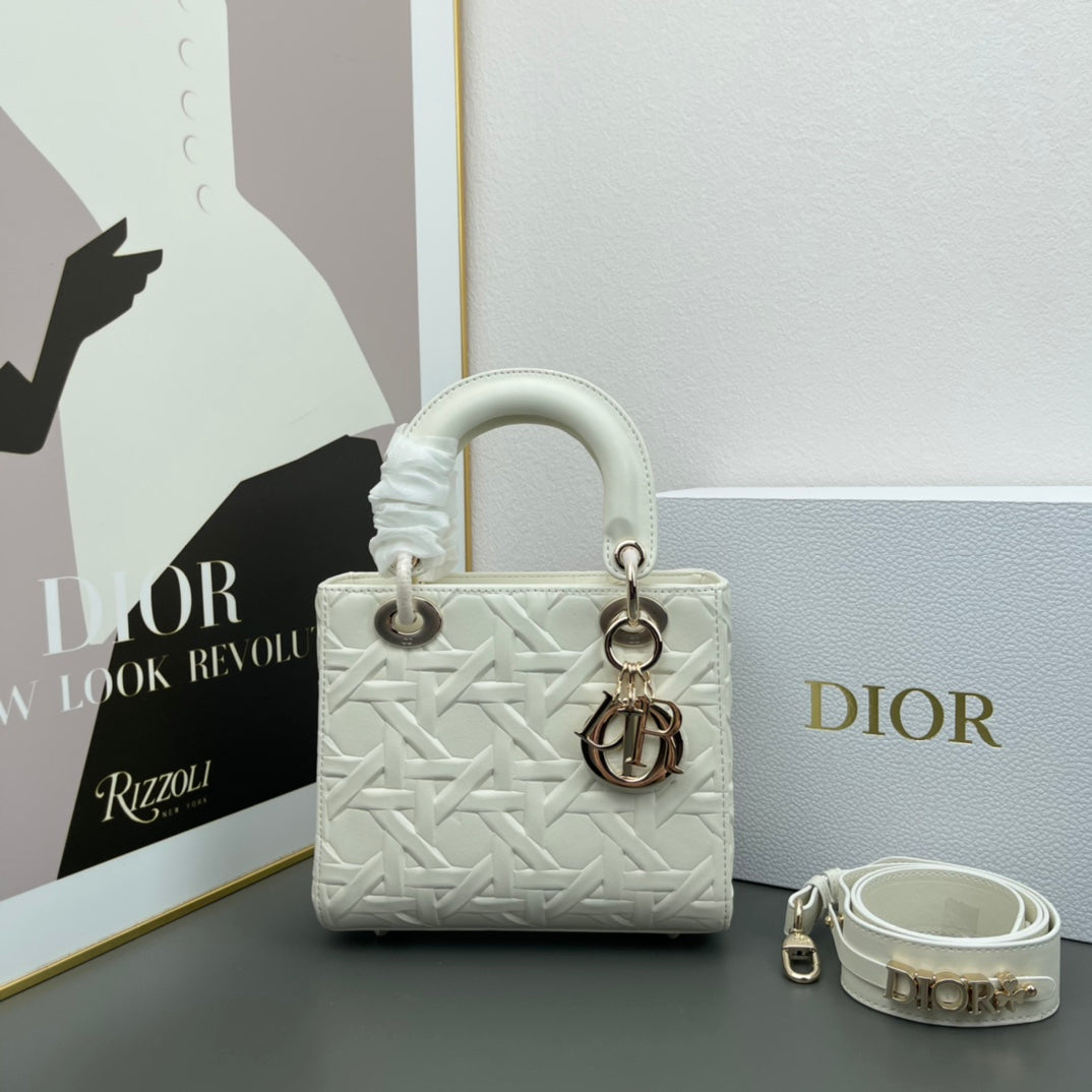 Anum Bags Elite Carryalls