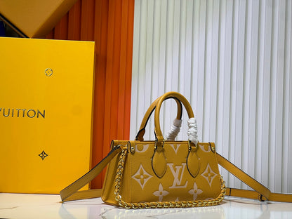 Anum Bags Detail