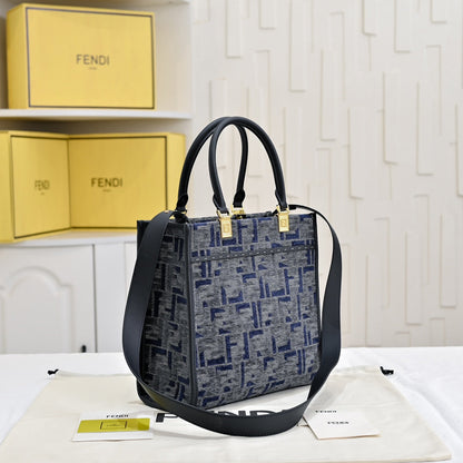 Anum Bags Detail