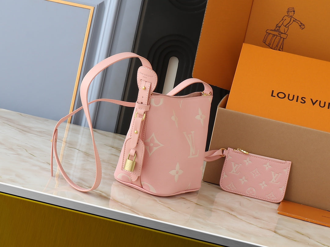 Anum Bags Detail