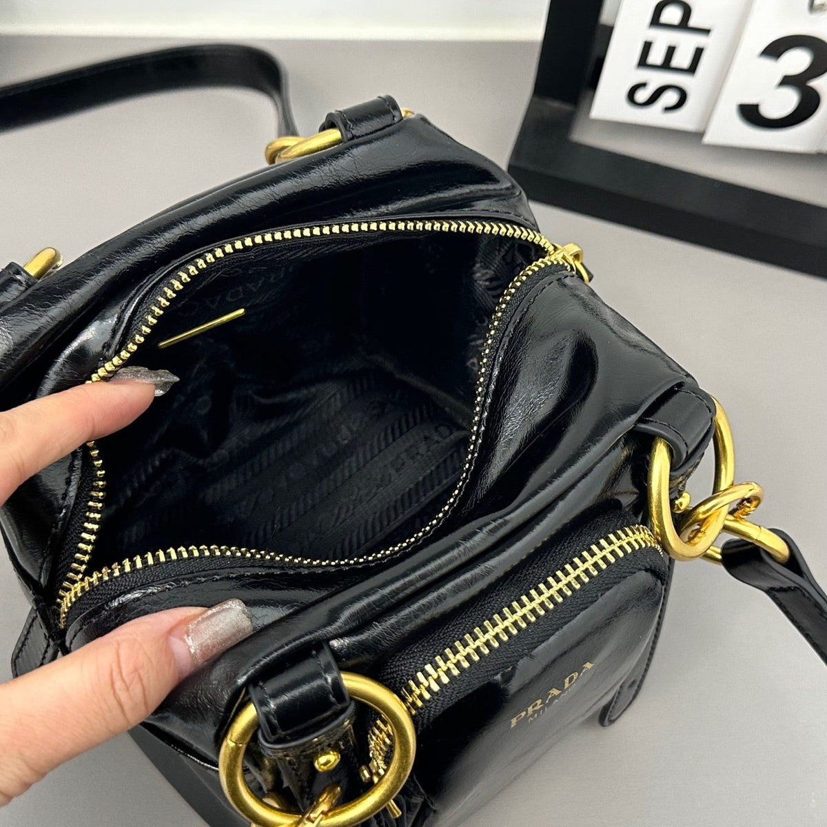 Anum Bags Detail