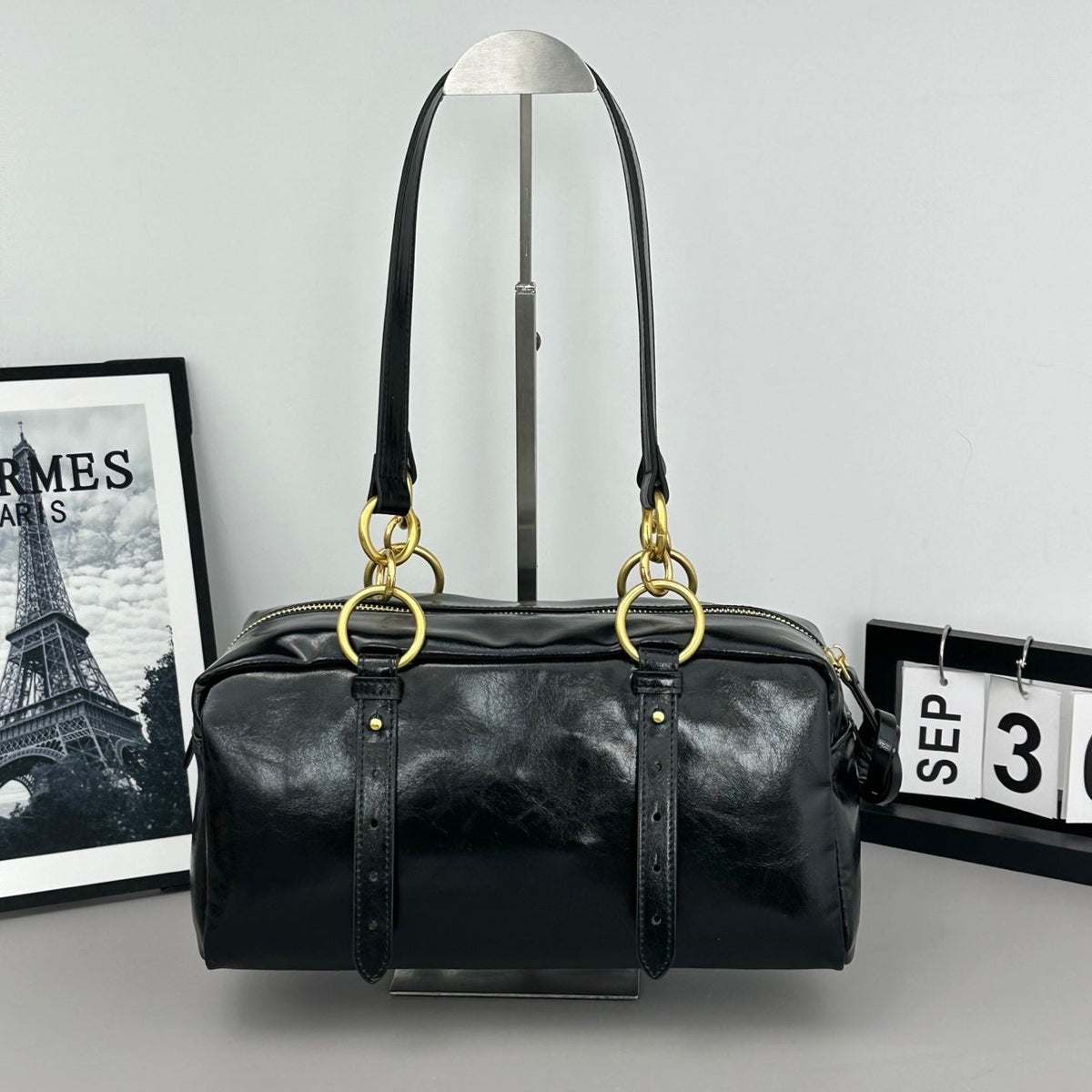 Anum Bags Detail