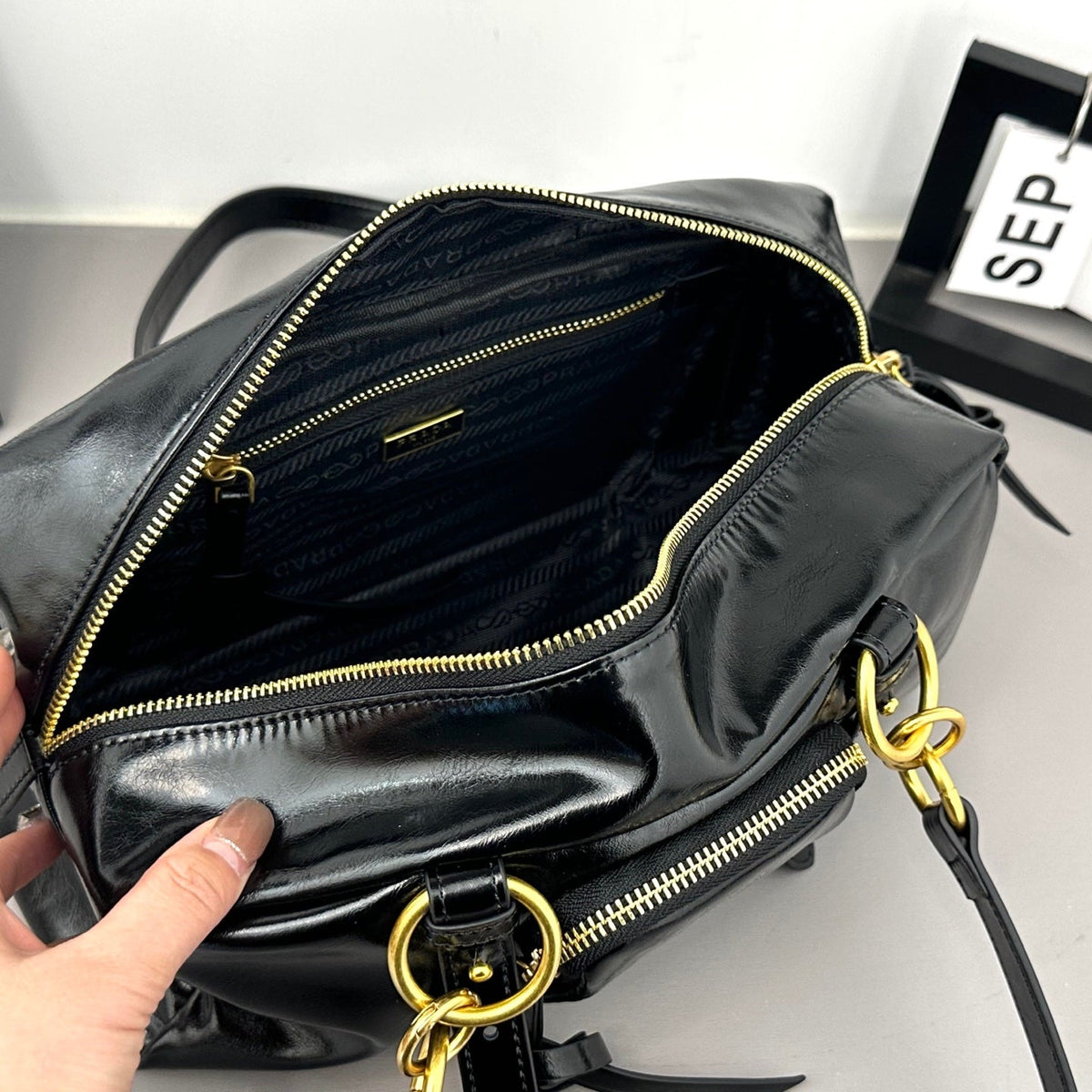 Anum Bags Detail