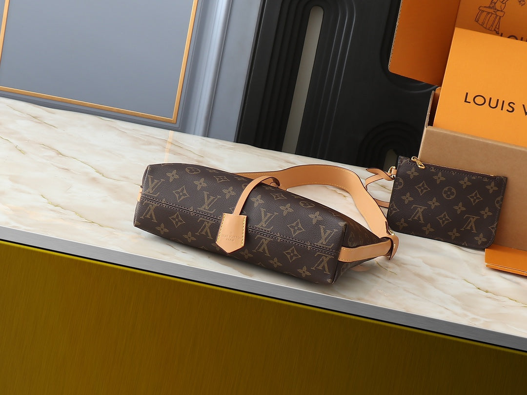 Anum Bags Detail