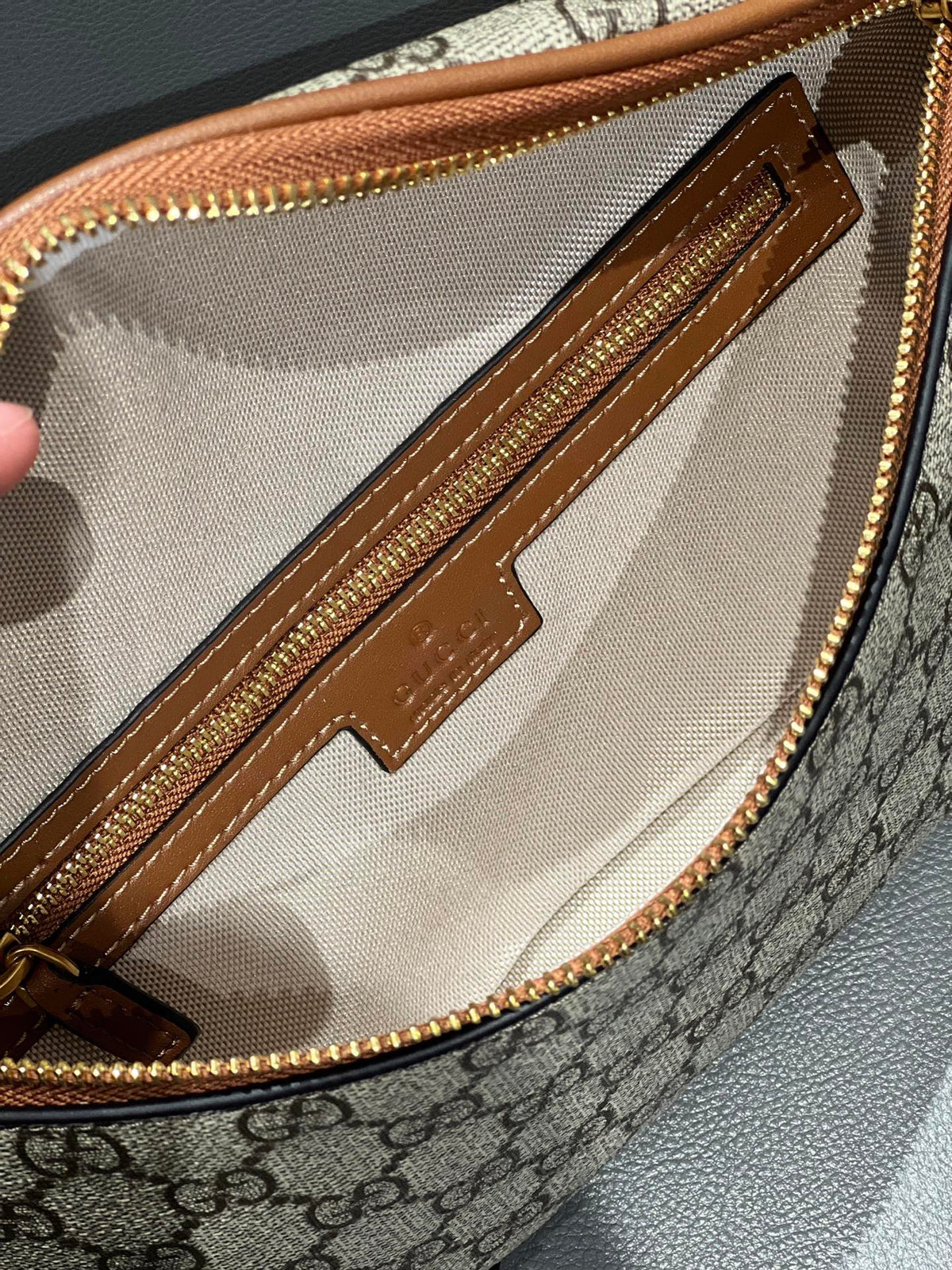 Anum Bags Detail