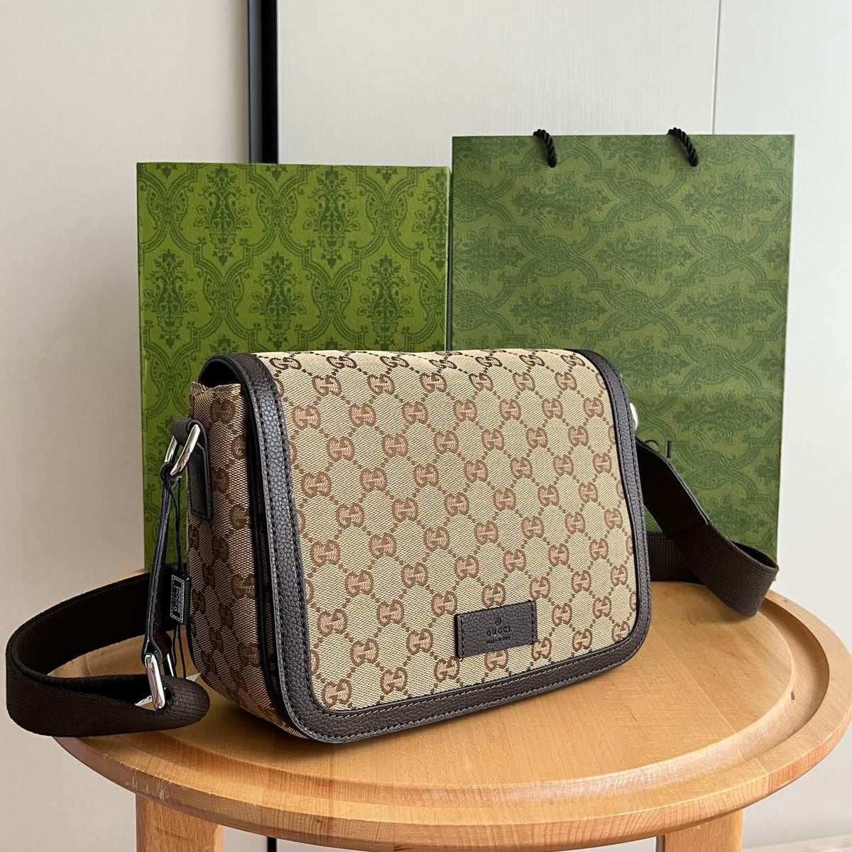 Anum Bags Detail