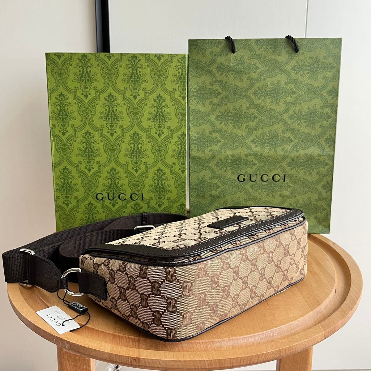 Anum Bags Detail