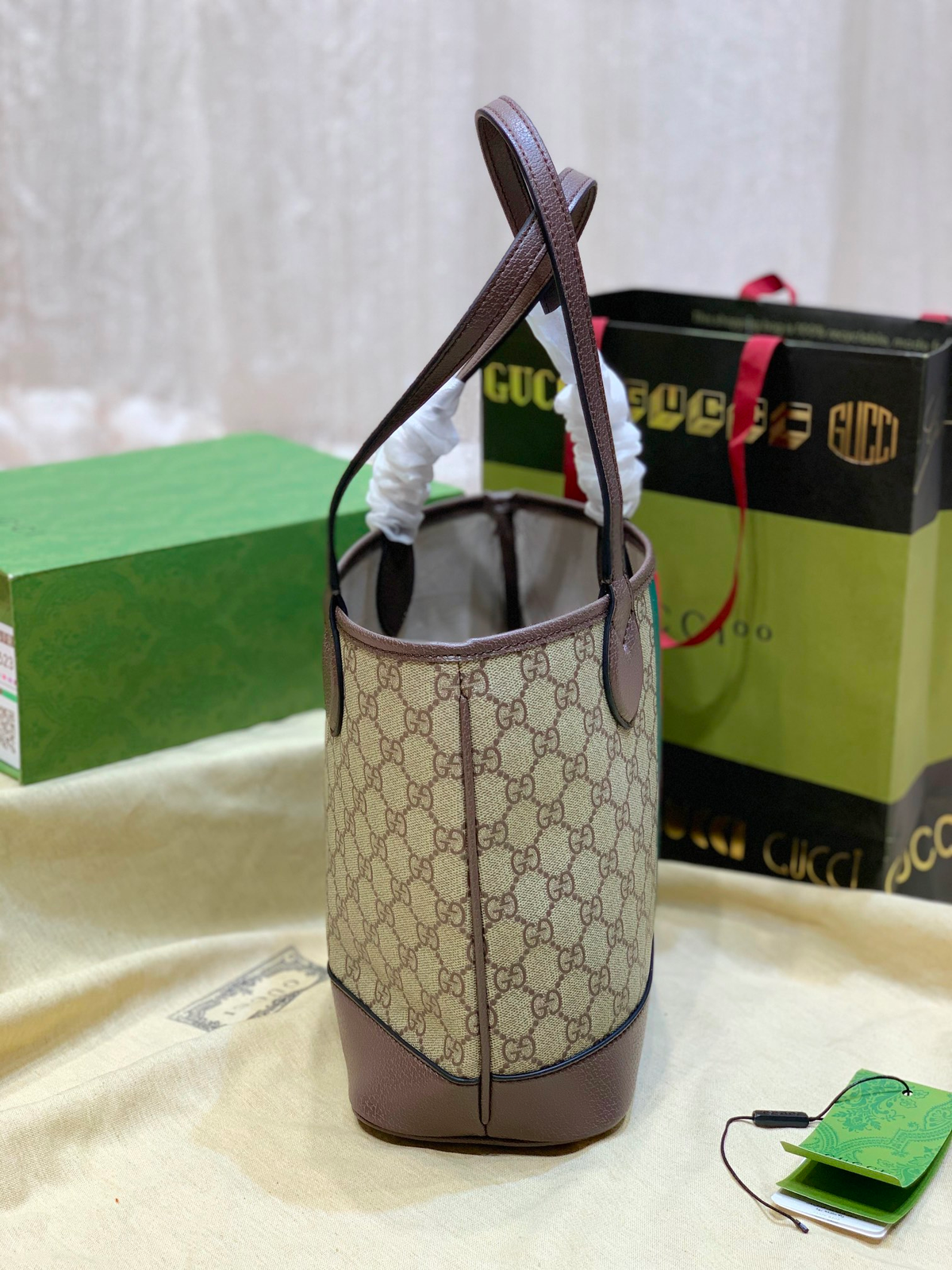 Anum Bags Detail