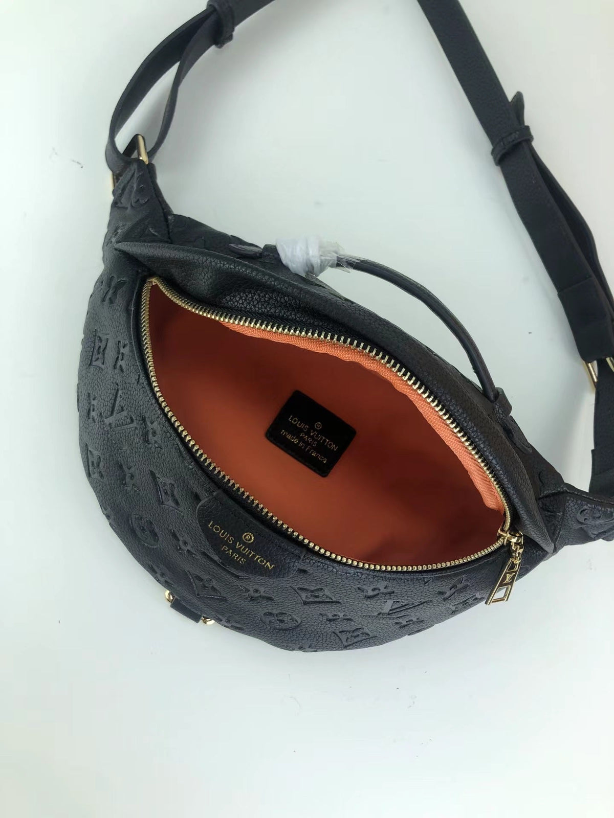 Anum Bags Detail