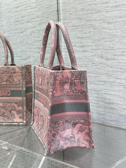Anum Bags Detail