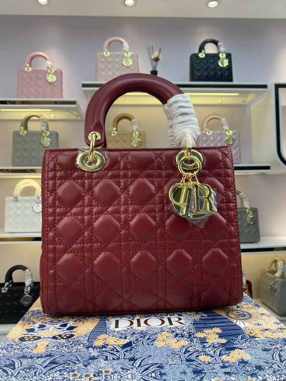 Anum Bags Detail