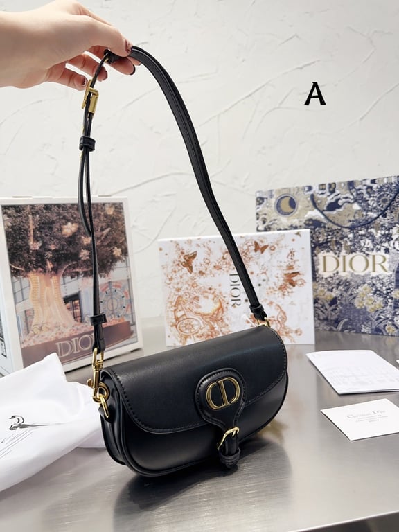 Anum Bags Detail